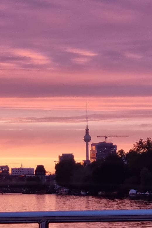Berlin: Solar Powered Sunset Catamaran Cruise & Audio Guide - Audio Guide Instead of a Live Guide: What It Means for Your Night