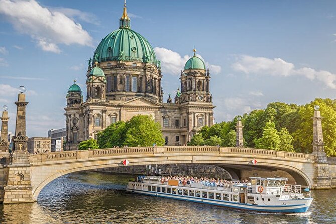 Berlin Spree River Sightseeing Cruise Experience - Why this Spree cruise works in Berlin