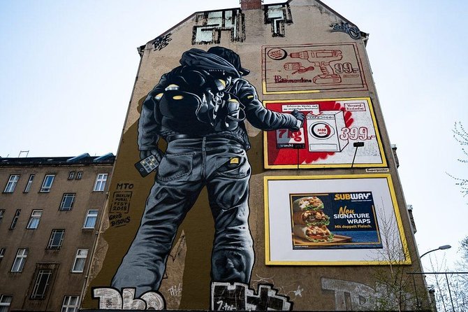 Berlin Street Art Walking Tour - Off The Grid - Guides who live it: Rob, Ben, Antonio, and that artist energy