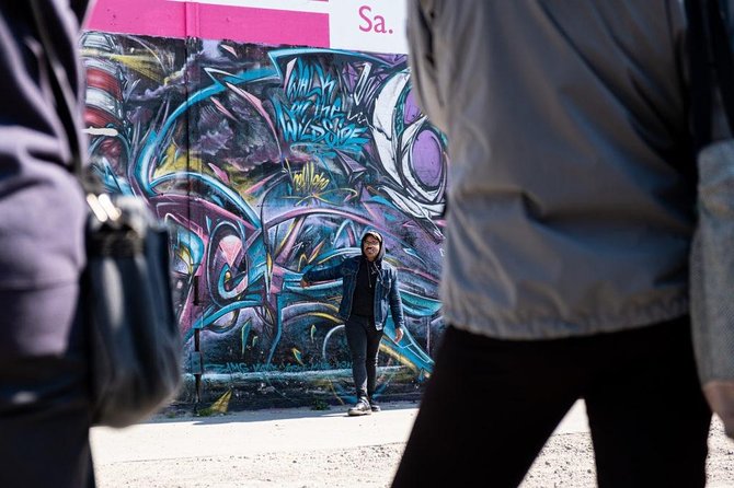 Berlin Street Art Walking Tour - Off The Grid - A café-and-coffee rhythm keeps the pace human