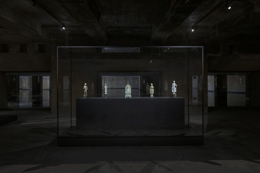Berlin: The Feuerle Collection Guided Tour and Entry Ticket - Imperial Chinese lacquer and stone furniture: the craftsmanship you can’t fake