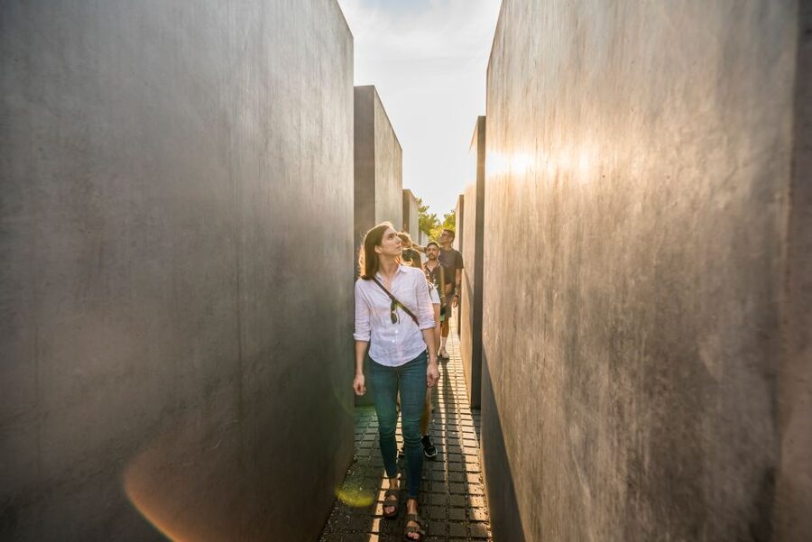 Berlin: Third Reich & Cold War Guided Walking Tour - Hitler’s Bunker Area and the Machinery of Terror