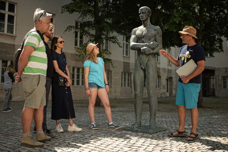 Berlin: Third Reich, Hitler, and WWII Walking Tour - Finding Your Guide Outside Friedrichstraße (Fast)