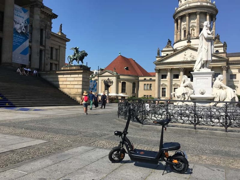 Berlin: Thrilling E-Scooter Adventure Tour - The Ride and the Stops: How You Actually See Berlin