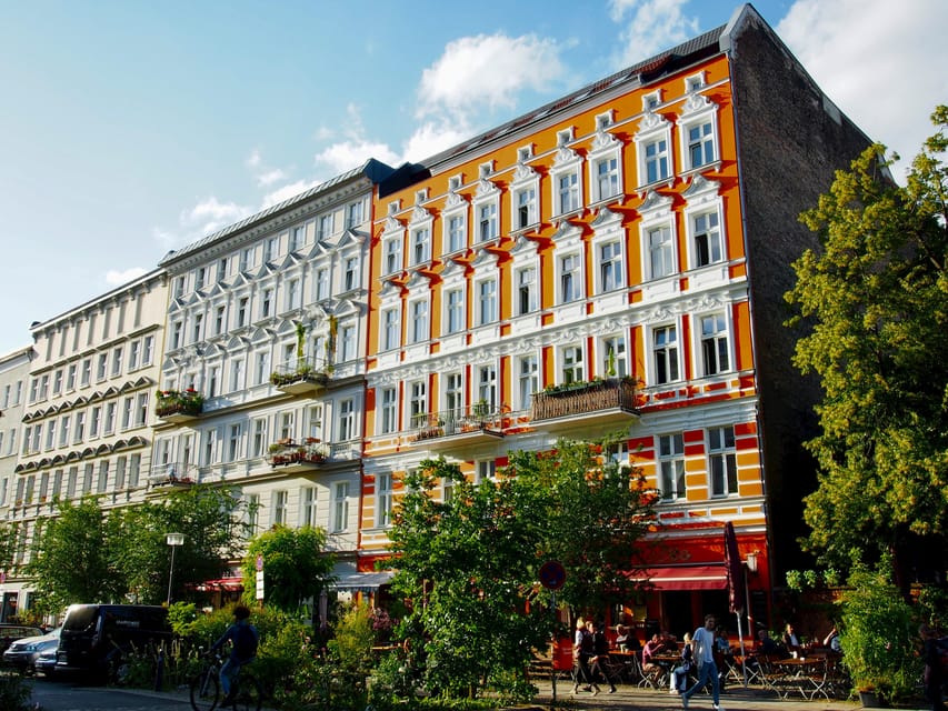 Berlin: Tour with Private Guide - Should you book a private guide for this Berlin route?