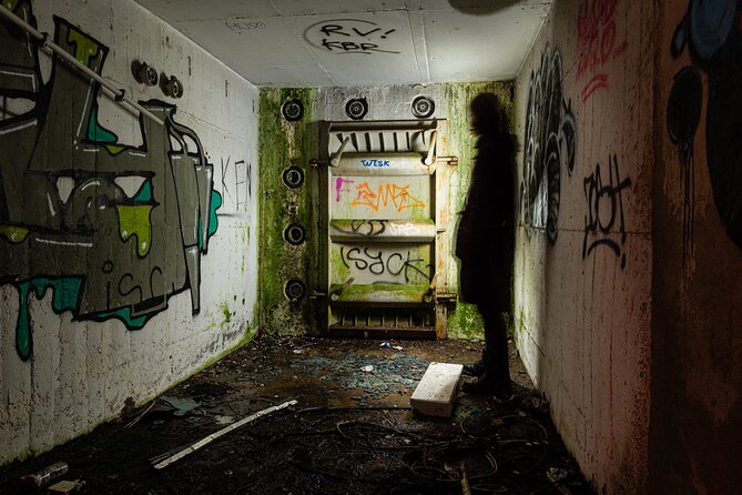 Berlin Urbex Adventure and History Tour - The Abandoned East German Hospital: What You’ll See