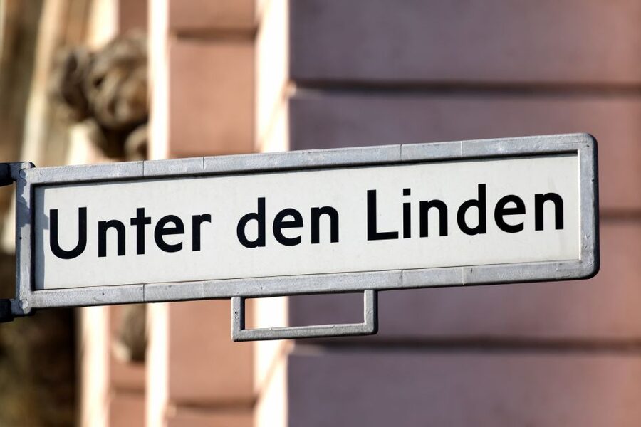 Berlin: Walking Tour of the Top 10 Sightseeing Attractions - What I’d call the hidden value: you learn how these places relate