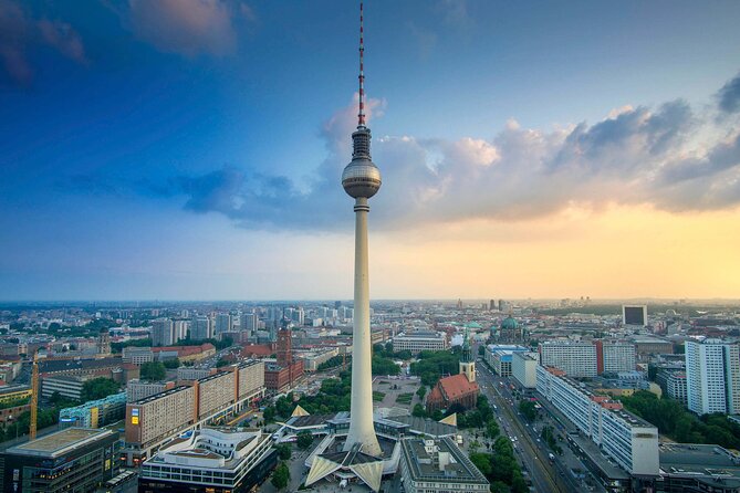 Berlin Walking Tour with Audioguide on Your Smartphone - How the Smartphone Audio Guide Works (Offline GPS + App Basics)