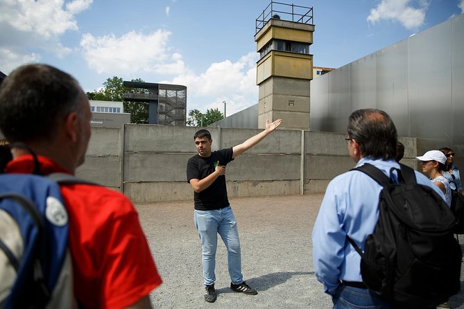 Berlin Wall, Cold War and Stasi Museum Tour - Stop 5: Bernauer Straße and the Berlin Wall Memorial’s final message