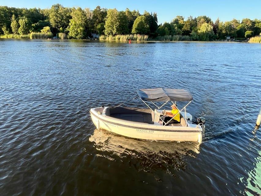 Berlin: Wonderful days renting the motorboat tortola - Money and Practicalities: Petrol, Cash, and Group Value