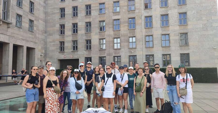 Berlin: World War Two Third Reich and Cold War Walking Tour - Eastside Gallery and Berlin Wall Memorial: where memory becomes public space