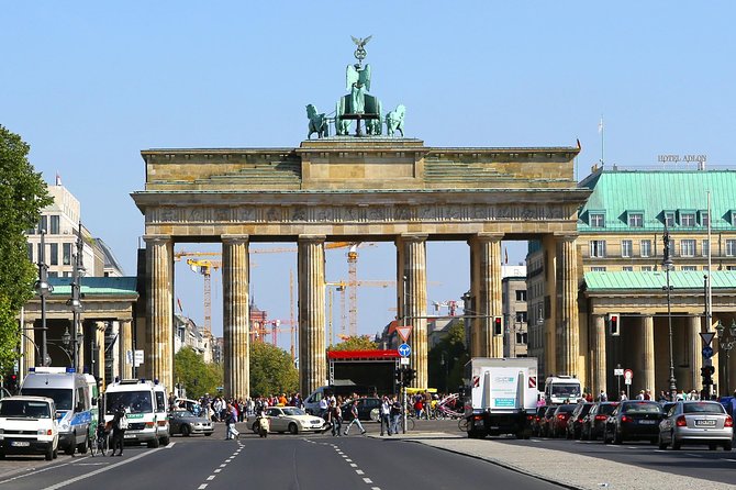 Best of Berlin with a licensed Guide - A Licensed Guide Turns Berlin’s Highlights Into a Story