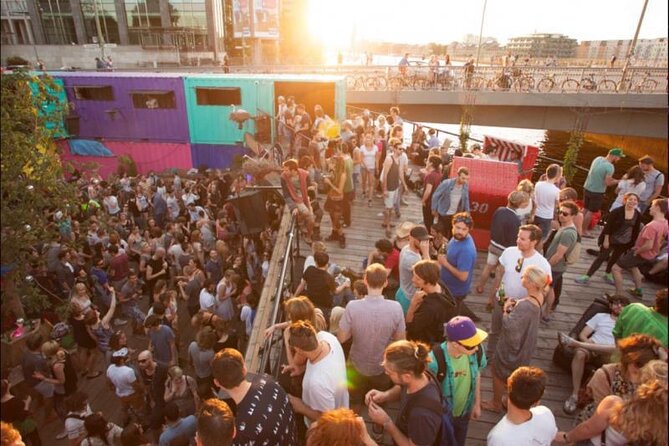Cloud 9 Crawl High Life Meets Night Life - The free joint and the beer rules (so you’re not surprised)
