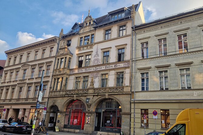 Dark Berlin Criminal Tour - Littenstraße Court: Defense Attorneys, Lola, and 1920s Intrigue