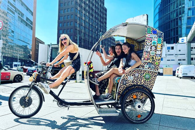 Day trip through multicultural city landscapes & photo highlights - Museum Island to Alexanderplatz: UNESCO grandeur and Berlin’s everyday pulse