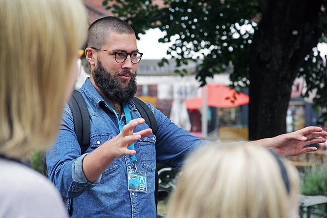 Discover Berlin Half-Day Walking Tour - Museum Island and the surrounding landmarks: quick stops that guide your future plans