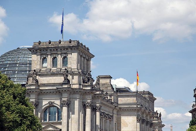 Discover Berlin Half-Day Walking Tour - Price and value: what $24.19 buys you in Berlin time