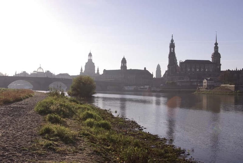 Dresden: 10-Hour-Tour from Berlin by VW-Bus - Frauenkirche and Brühl’s Terrace: Dresden’s emotional center