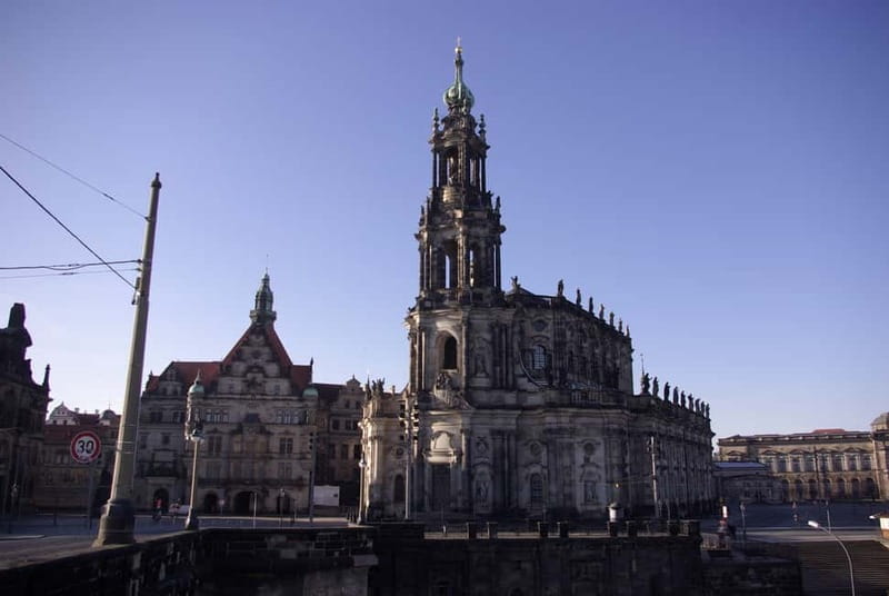 Dresden: 10-Hour-Tour from Berlin by VW-Bus - Fürstenzug, Stallhof, and the Dresden Fortress