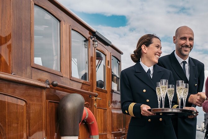 Evening aperitif tour aboard the motor yacht Fitzgerald - Should you book the evening aperitif tour on the Fitzgerald?