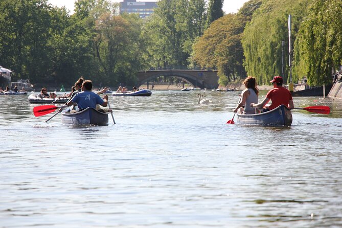 Explore Berlin by canoe - The Lock at Schlesischer Brücke: When the Tour Gets Really Fun