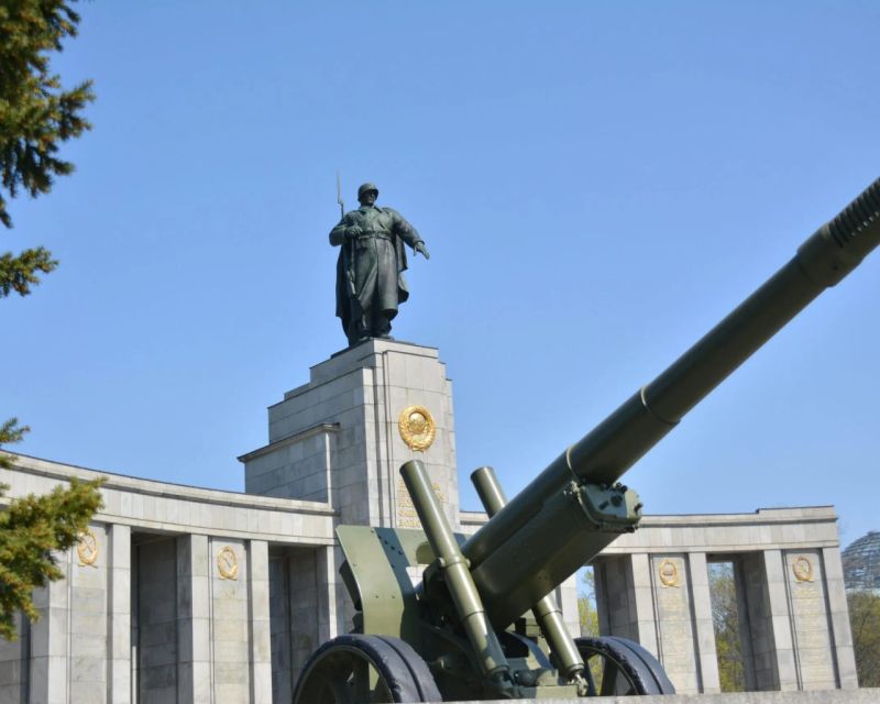 Explore Berlin Tour: History and Highlights - Hitler’s Bunker and the German Finance Ministry: seeing remnants of decisions