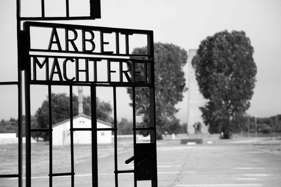 From Berlin: Licensed Sachsenhausen Tour with max. 15 people - Key highlights before you go