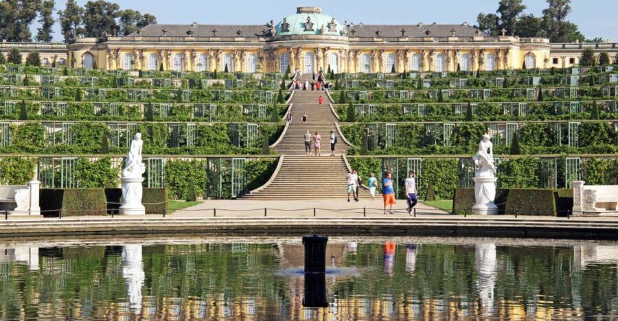 From Berlin: Potsdam Half-Day Guided Tour - Meeting point and getting around without a private bus