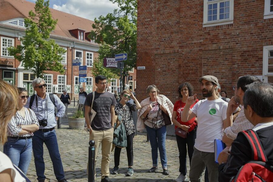 From Berlin: Potsdam Half-Day Tour in Spanish - How the Route Tells Potsdam’s Story: Frederick II to the Hohenzollerns