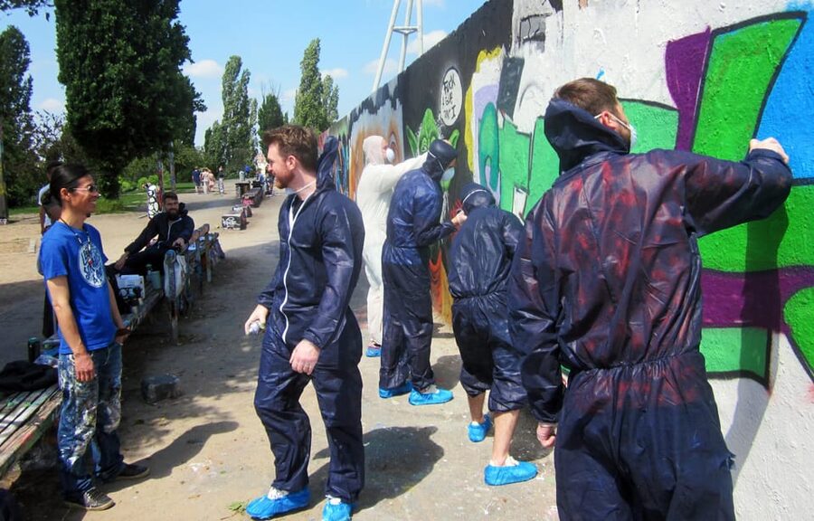 Graffitiworkshop Berlin - The 90-minute flow: from meeting by Cafe Mauersegler to your finished piece