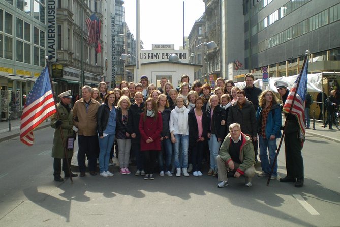 Group Driving Tour 1 to 6 people. Berlin Shore Excursion incl pick-up at Port - Wall Highlights: East Side Gallery to Checkpoint Charlie