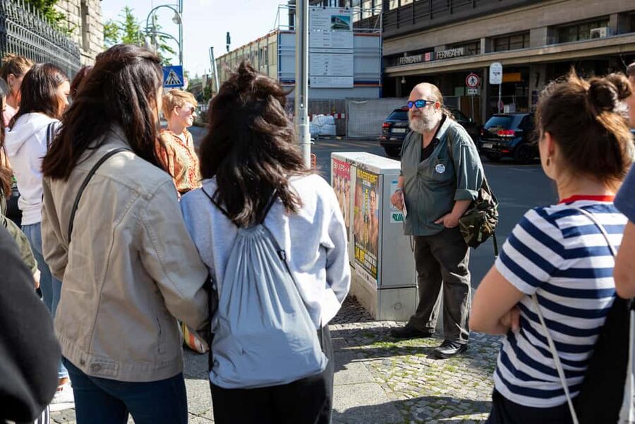 Homeless on chic streets: city tour in Berlin from personal experience - Following the Kantstraße axis: why an affluent street can feel cold