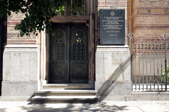 Jewish Life in Berlin - Private Walking Tour - Scheunenviertel: The Old Jewish Quarter and the Shape of a Community
