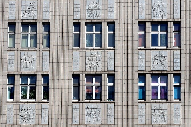 Karl-Marx-Allee Tour: Life and Architecture in East Berlin - Should you book this tour?