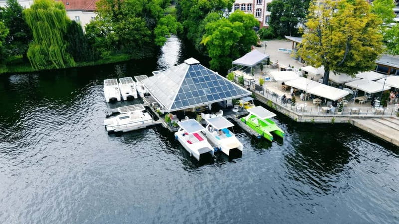 Köpenick Berlin: Self-Drive Boat Tour for up to 8 people - Key things you’ll notice on this self-drive solar boat