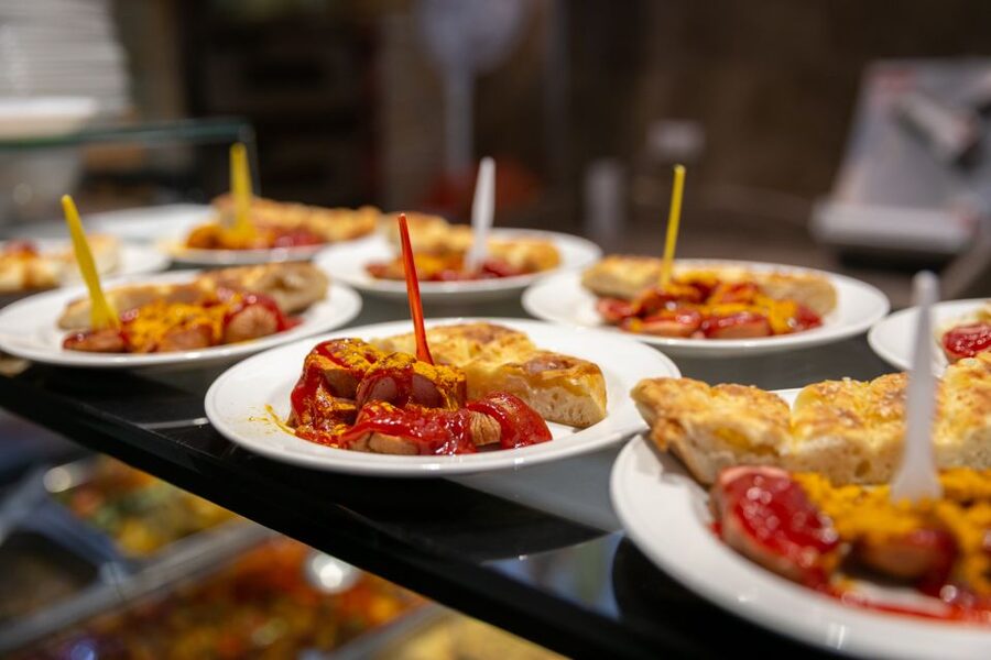 Kreuzberg: Culinary Food Tour - The five tastings: what you might eat and why it works