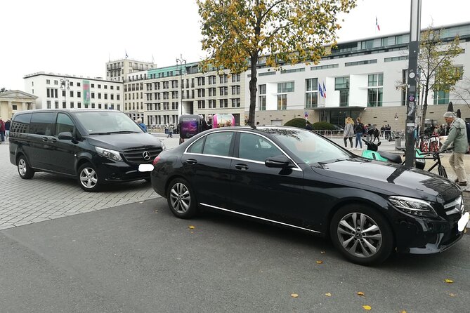 Minivan Driver and Guide (DIN15565) Tailor Made Berlin Highlights - Private Minivan with Wi‑Fi: the real value of getting chauffeured