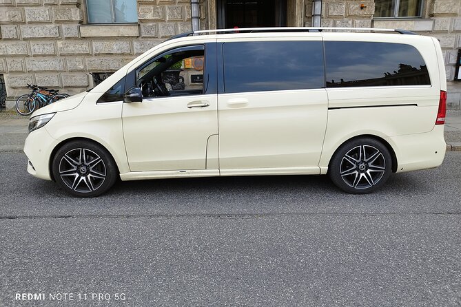 Minivan Driver and Guide (DIN15565) Tailor Made Berlin Highlights - Price and what $415 gets you for a group of up to 6