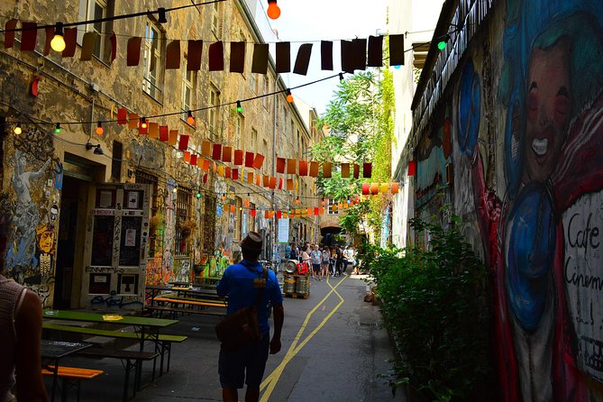 Modern Berlin Private Walking Tour: Diverse, Vibrant and Exciting German Capital - The walk itself: pacing, weather, and what to bring