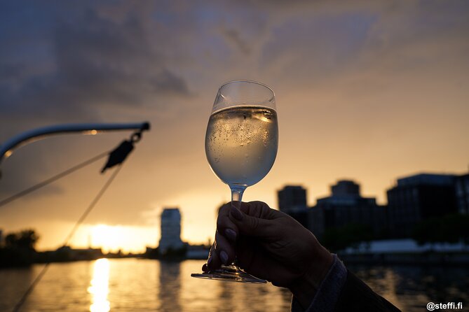 Old Berlin Beer Evening Sunset Cruise on Steamship - Group size and what it means for your experience
