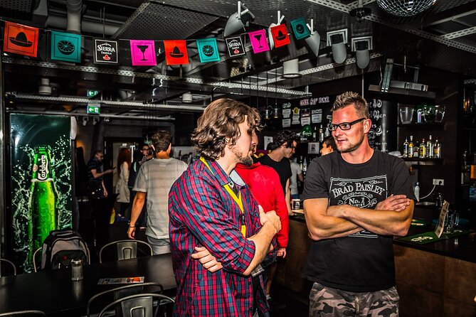 Original Pub Crawl Berlin - Bar Stops: What “3+ Bars” Means in Practice