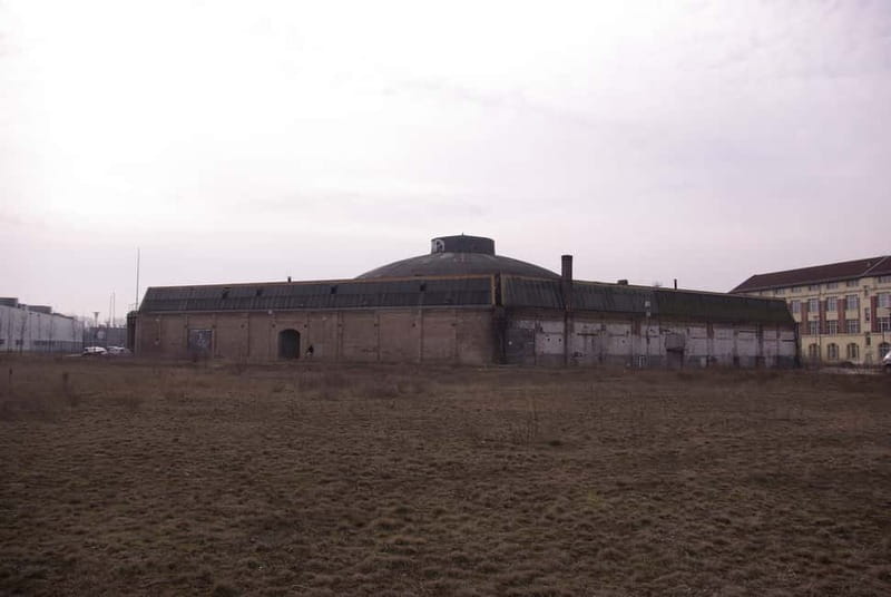 Potsdam-Babelsberg: 5-Hour-Tour "Film-History" by VW-Bus - Quick highlights you’ll care about