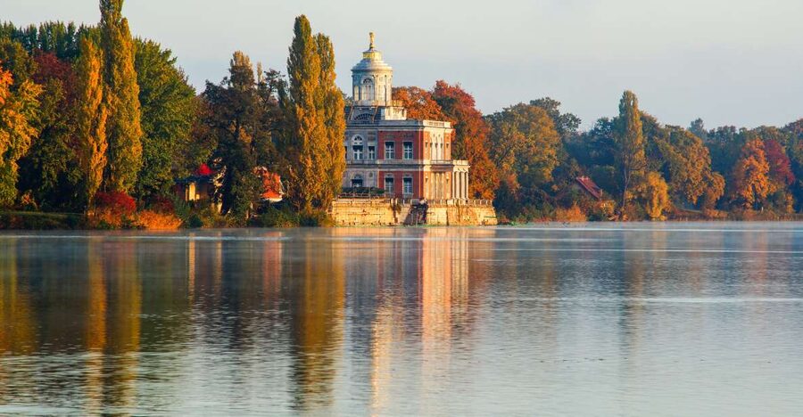 Potsdam: City and Castles Tour - The “Old Fritz” Storyline: Forbidden City + Cecilienhof