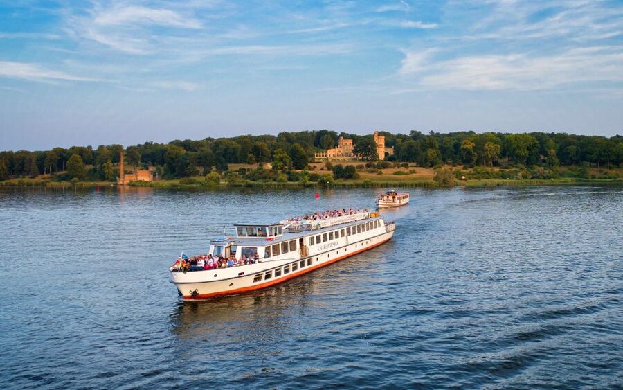 Potsdam: Palace Tour by Boat - Weißen Flotte Boats, Decks, and On-Board Comfort