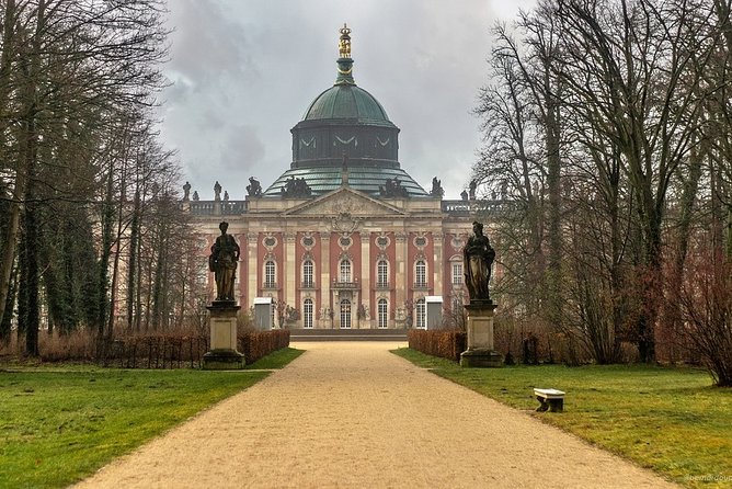 Potsdam Walking City Tour - Stop in Potsdam: Dutch Quarter and Frederick William I’s “soldier king” world