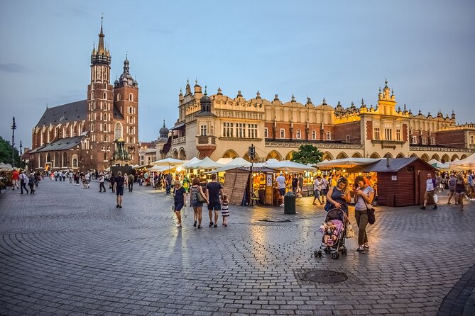 Private 3-Day Tour from Berlin to Krakow Auschwitz Poland - Quick take: what makes this trip tick