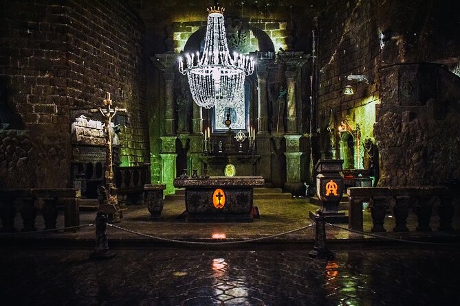 Private 3-Day Tour from Berlin to Krakow Auschwitz Poland - What to watch for: timing, energy, and emotional impact