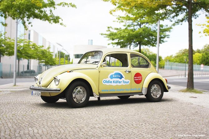 Private 4h Berlin Discovery Tour in an Oldtimer Volkswagen Beetle - Brandenburg Gate to Siegessaule: big views without the long walks