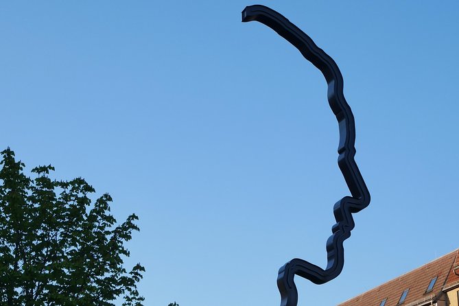 Private Berlin 2hr Express Tour - Holocaust Memorial: The Meaning Behind the Stone Stelae