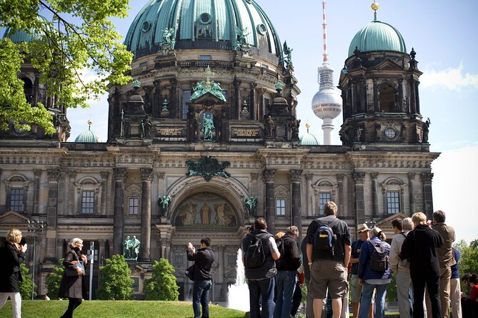 Private Berlin: Iconic Sights and Hidden Gems Walking Tour - Key takeaways before you go
